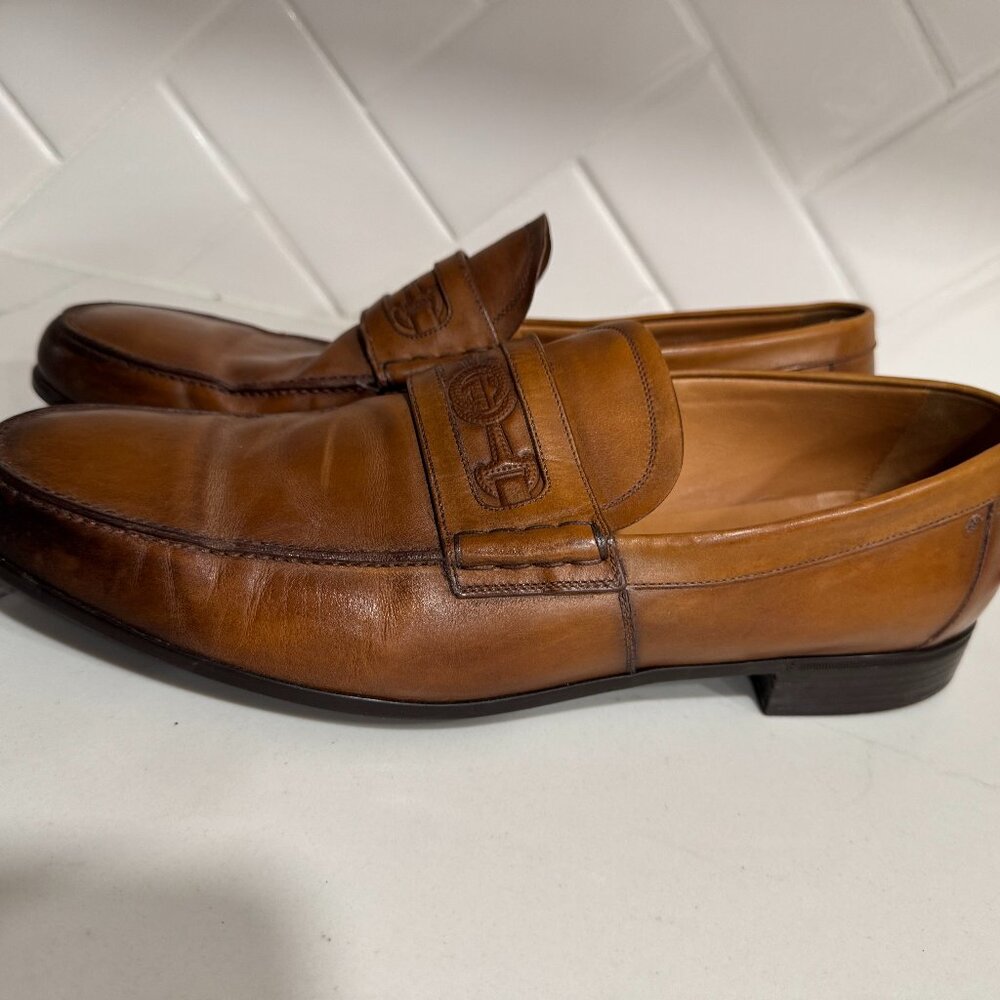 Authentic Gucci Leather Mens Loafers